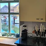 Exceptional 2 Meters From The Sea, Possible To Rent Boat, Bekkjarvik, 60 Km From Bergen *