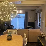 Exceptional 2 Meters From The Sea, Possible To Rent Boat, Bekkjarvik, 60 Km From Bergen بيت للعطل *